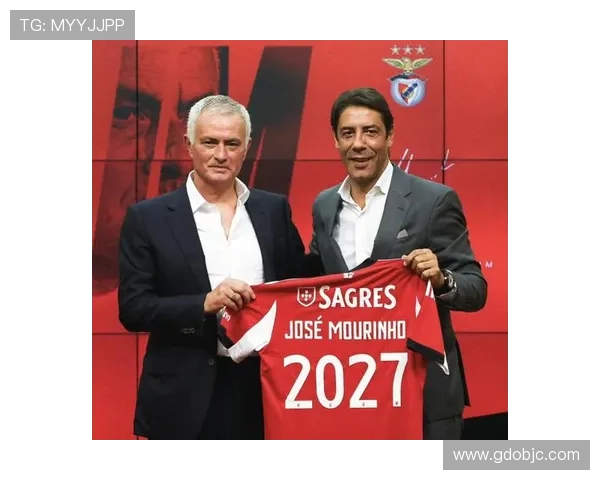 穆里尼奥暗示愿考虑皇马邀请